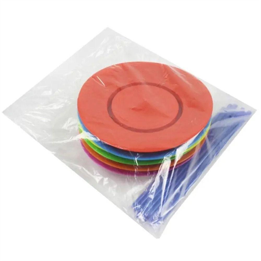 Balanceakte Jonglieren Teller drehen Clownshow Teller drehen Stöcke Kinder Erwachsene