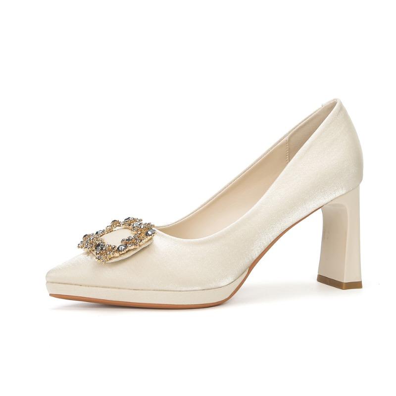 

6-6 burgundy satin Xiuhe shoes square buckle pointed thick heel high heels not tired feet temperament single shoes women 40 шампанского