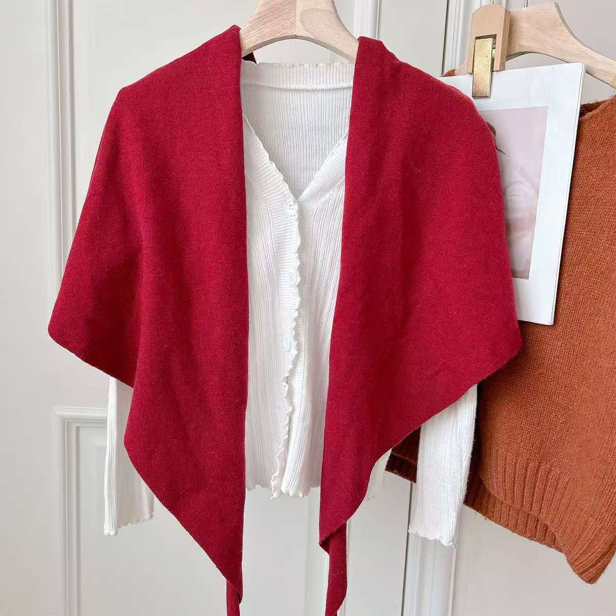 

New Fahion Design Women Scarf Autumn Winter Wool Blend Triangle Muffler Lady Shawl Korean Style Striped Thick Warm Wrap Female