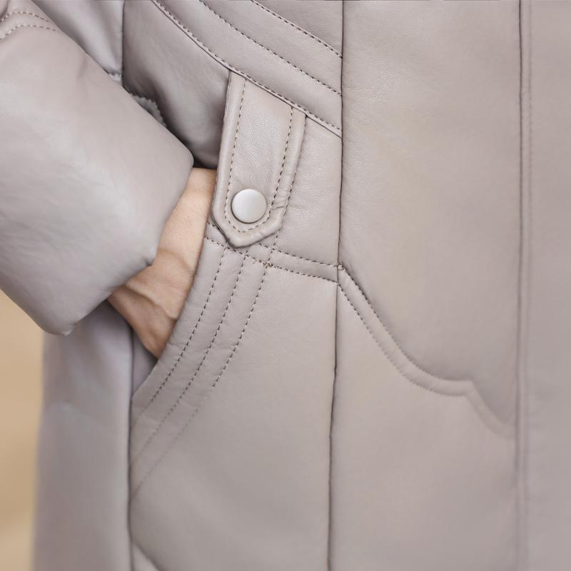 Middelbare leeftijd Vrouw Winter Faux Schapenvacht Jassen Capuchon Bontkraag Elegant Dik Warm Winter Lange Parka's Dames Leren Jas