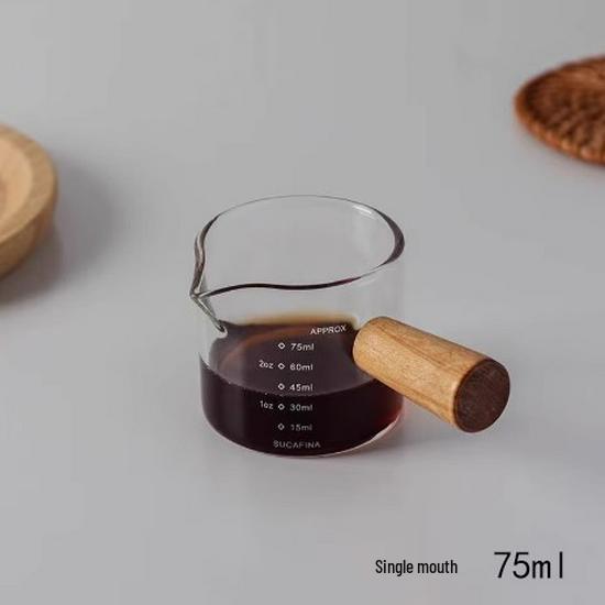 

Mini Wooden Handle High-Temperature Resistant Borosilicate Glass Measuring Cup with Scale, Thickened Milk Jug, Microwave Safe.