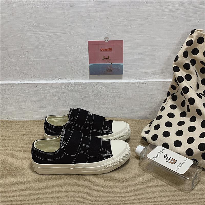 

Модные новые студенческие парусиновые туфли белые дикие повседневные туфли на плоской подошве для пар, кроссовки на платформе с пряжкой на ремне, женские вулканизированные туфли 40 чёрный