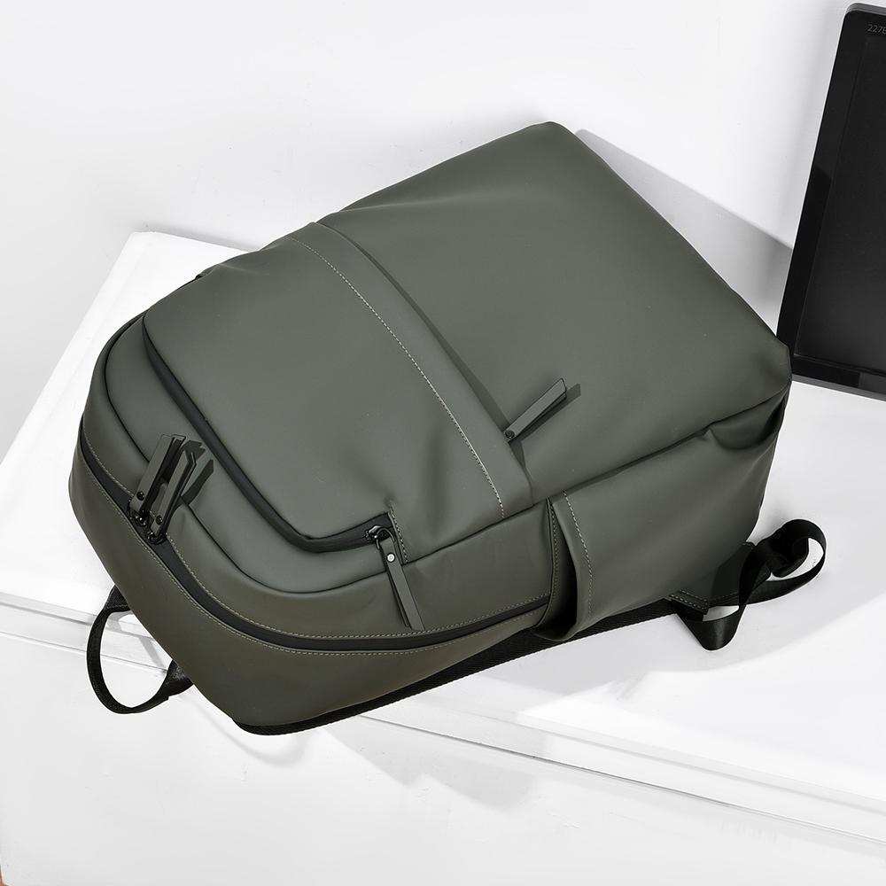 Men's Business Backpack Large Capacity Multi-compartment Lightweight Shoulder Bag for 15.6 Inch Laptop Commuter Leather Bag