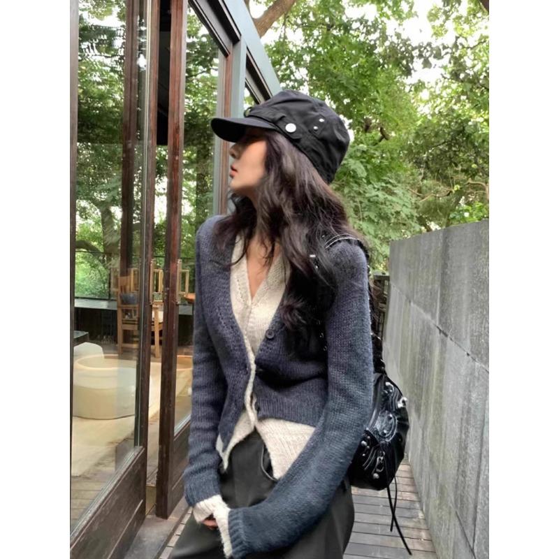 2025 Autumn Fashion V-neck Cardigan Knitwear Sweater Elegant Casual Korean Style Women Coats Long Sleeve Slim Fit Knitted Top