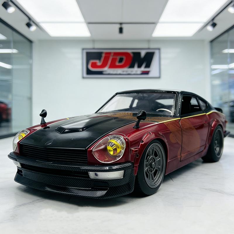 

JADA 1:24 Datsun 240Z 1972 Alloy Car Diecasts & Toy Vehicles Car Model Miniature Scale Model Car For Children