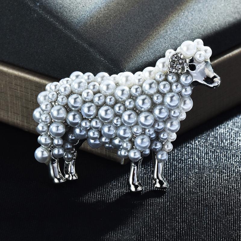 Classic Exquisite Sheep Lapel Pin 1Pcs Unisex Animal Brooch Badge for Office Party Casual Clothing Decoration