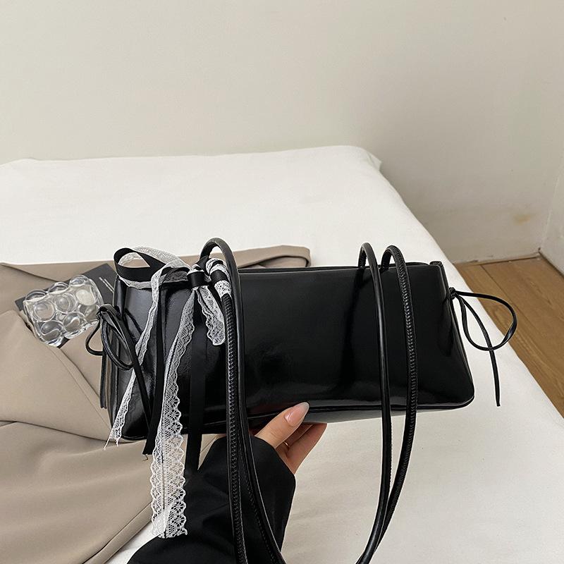 

Women s Faux Leather Bowknot Underarm Bag Korean Small Square Shoulder Clutch Fashionable Handbag чёрный