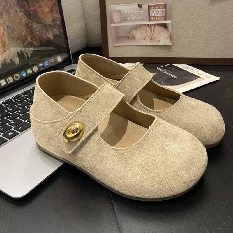 

Retro fashion thick sole inner height increase one pedal women s new autumn Mary Jane single shoes Doudou shoes 40