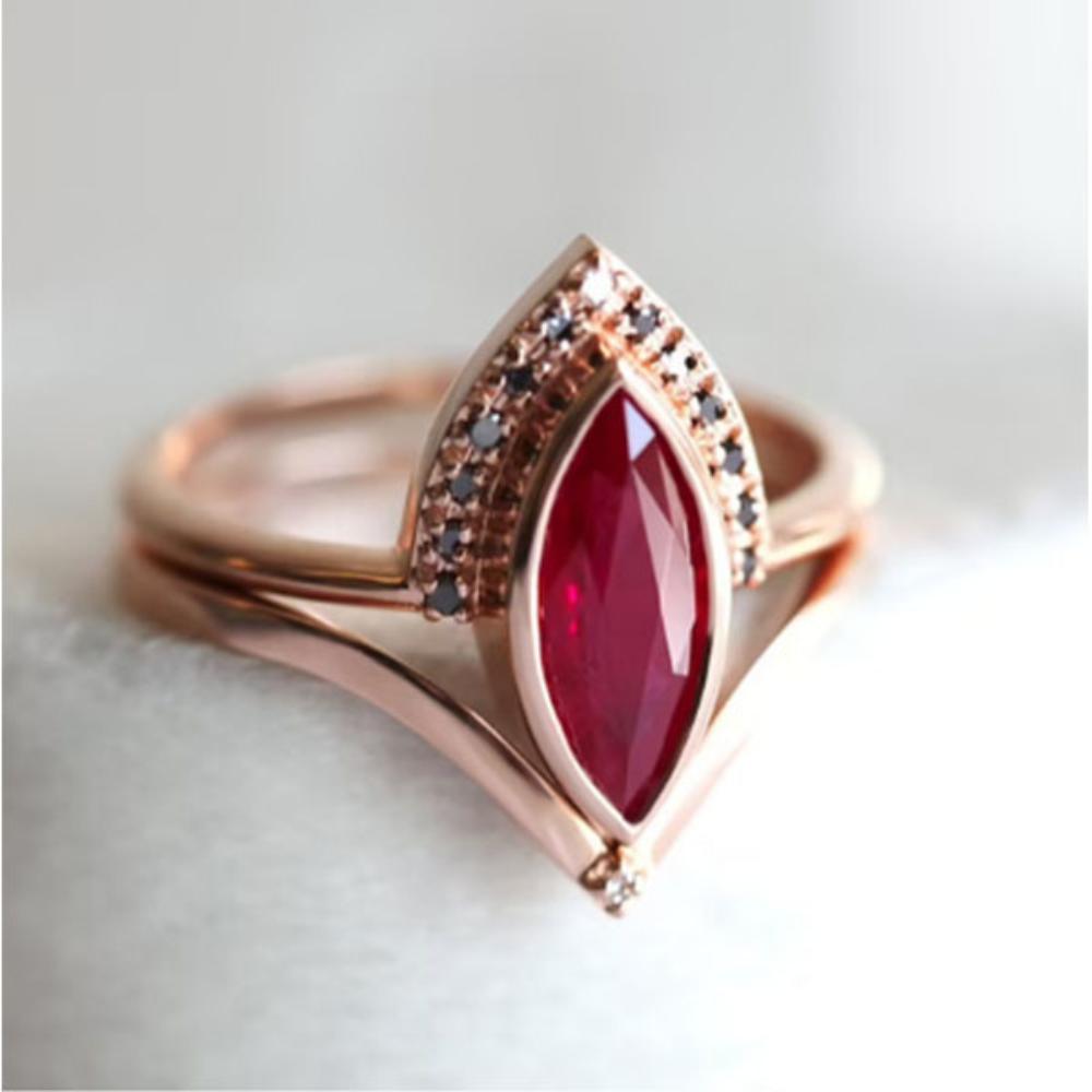 Anello Vintage Due in Uno con Rubino di Sangue, Semplice Design a Diamanti, Decorazione per Mano Versatile e di Alta Gamma