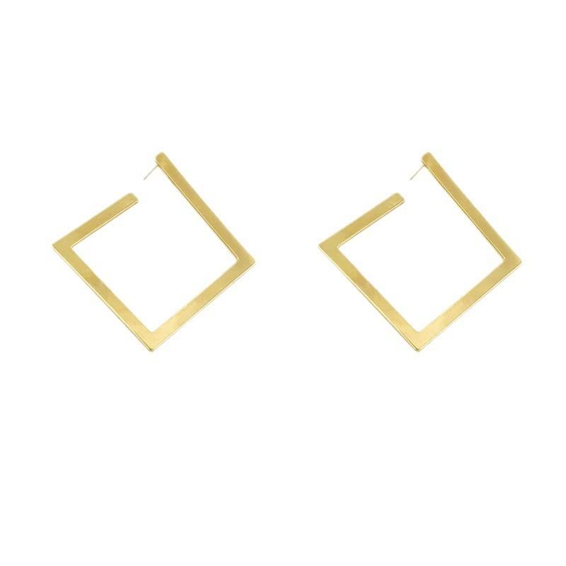 

Модные серьги Неправильная форма жемчуга Серьги C-образной формы One Size золотой