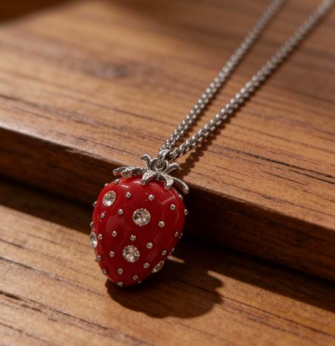 Collana con Zircone Fragola da Donna Minimalista Carina Dolce Lusso Catena per Maglione