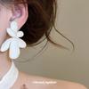 Cold heroine~ Silver needle dripping oil oval flower stud earrings simple fashion sweet wind earrings design earrings