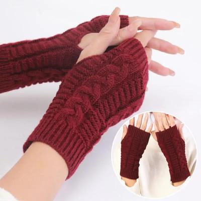 Unisex Winter Warm Knitted Fingerless Gloves Couple Half-Finger Mitts with Twisted Cable Pattern Hand Warmer