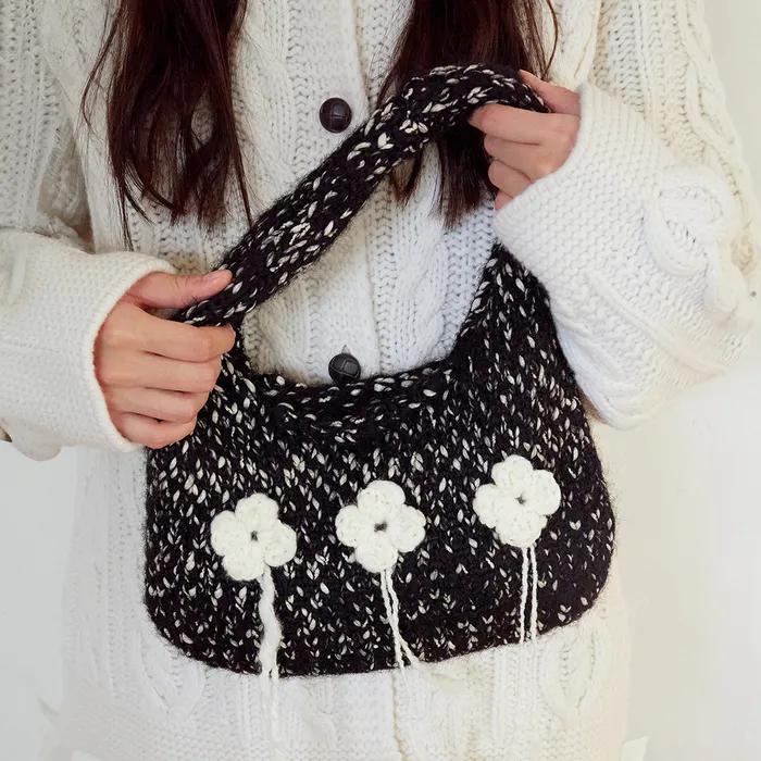 Clover Knit Bag - Black