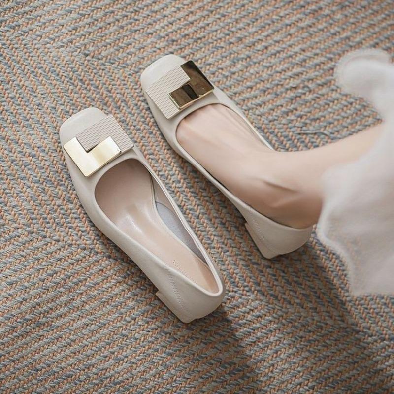 

Fashion outer wear temperament single shoes autumn new niche shallow mouth casual commuting thick heel professional women s shoes 40