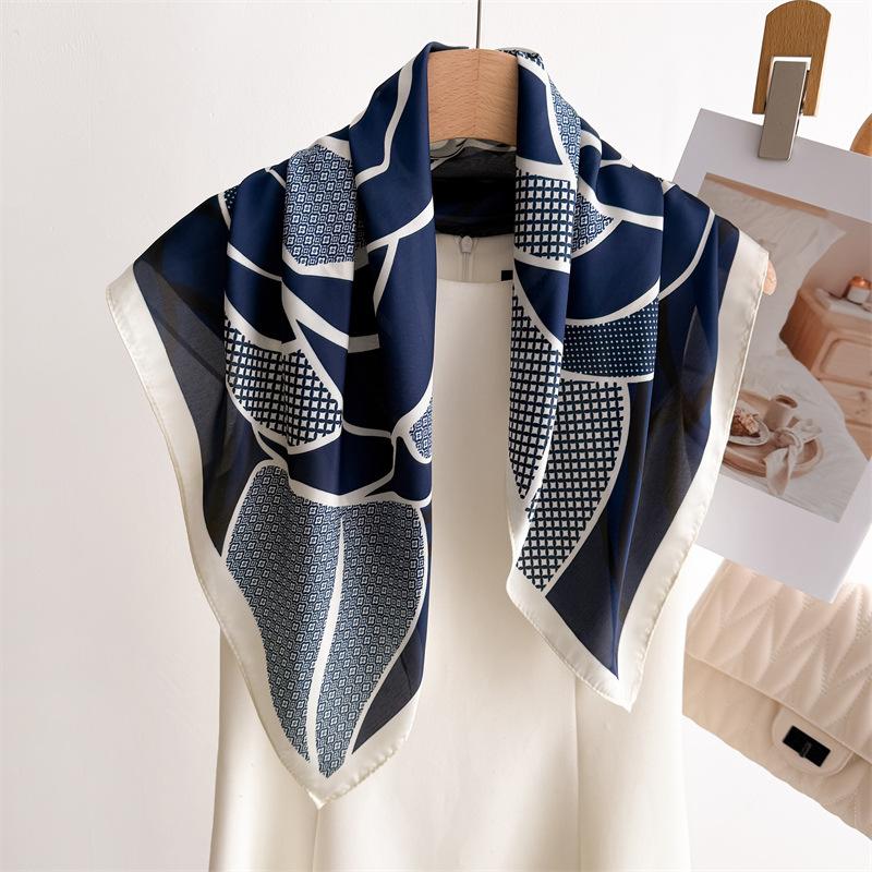 Geometric Rose Print Silk Scarf Square Scarf High-End Shawl Professional Versatile Neck Small Square Scarf Headscarf
