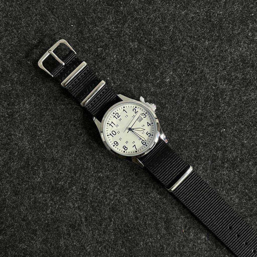 New Military Retro Men's Quartz Watch High-End Stainless Steel Waterproof C3 Ladies' Wristwatch Reloj Hombre