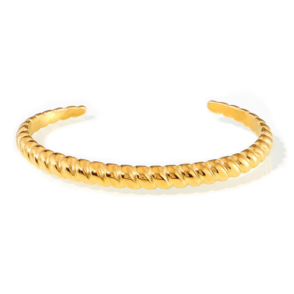Trendy Adjustable 18K Gold-Plated Titanium Threaded Bracelet