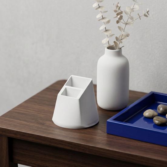 3D Printed Remote Control Holder Creative Desk Organizer for Electronics & Small Items Novelty Decorative Storage Box for Home Office