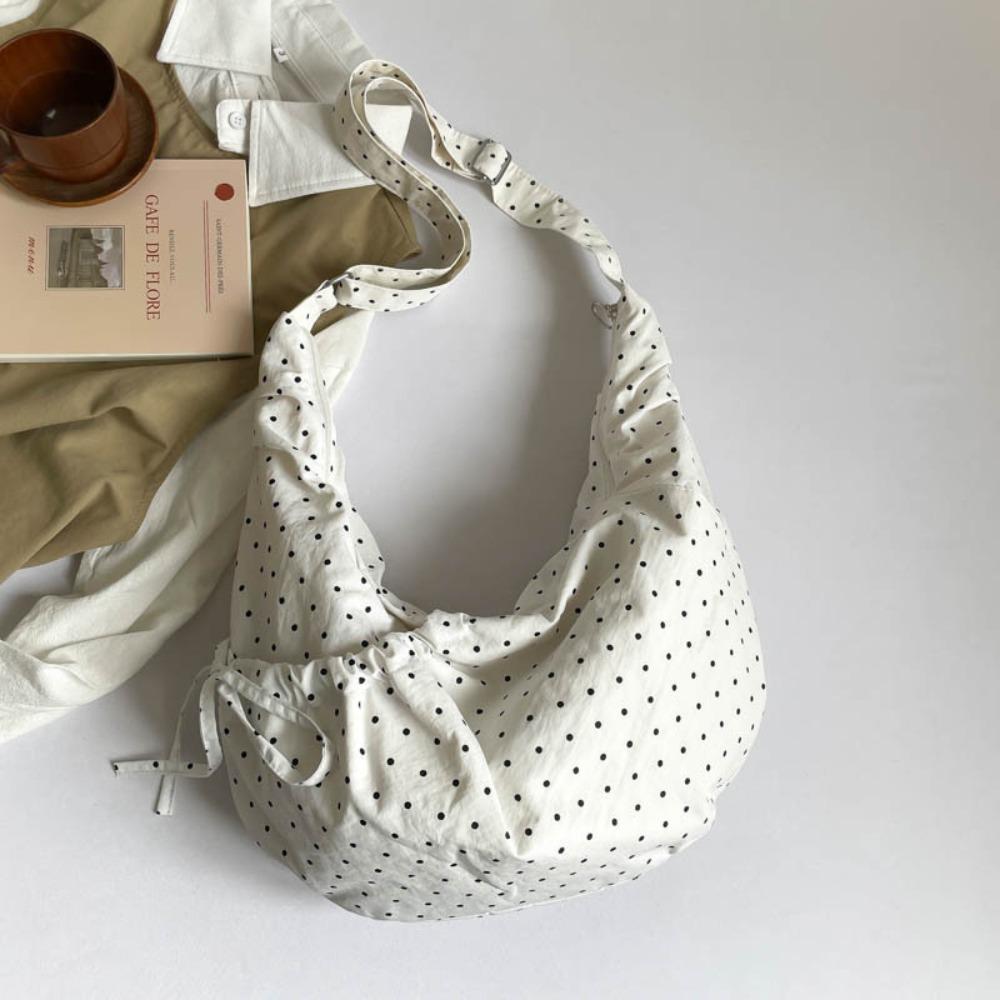 Nylon Polka Dot Shoulder Bag Korean Style Large Capacity Crossbody Bag Pleated Zipper Design Ultralight Dumpling Bag for Women