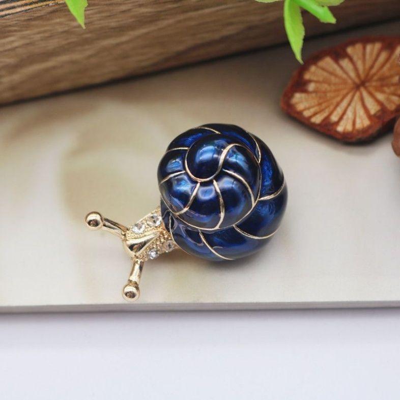 

Il--encrusted Diamond Brooches For Hats, Bags, Scarves, Corsages, And Brooches One Size синій