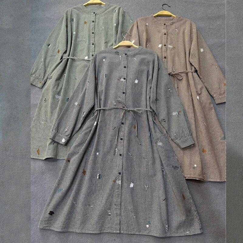 

Johnature японское клетчатое платье с длинными рукавами и вышивкой, женские осенние хлопковые платья с воротником-стойкой и завязками на талии