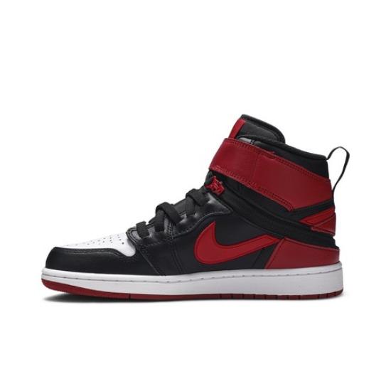 

Air Jordan 1 High FlyEase Black Toe CQ3835-001 EU 44 красный/чёрный