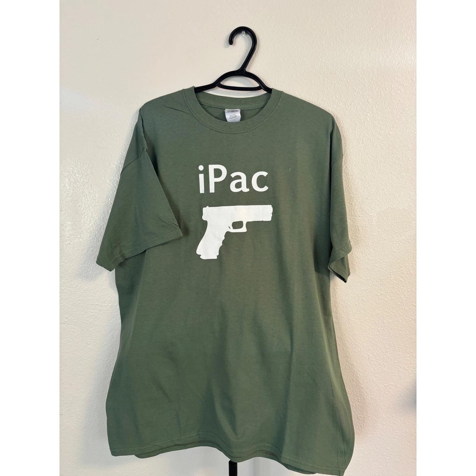 Gildan Heavy Cotton iPac Gun Graphic T-Shirt Mens XL Green Short Sleeve Tee S