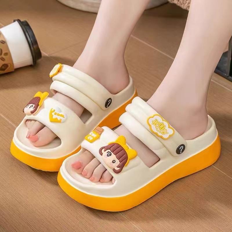 Fashion Cute Summer Slippers Women's EVA Outer Wear Non-Slip Odorless Beach Shoes Versatile Casual Home Use Sandals Fringe Element