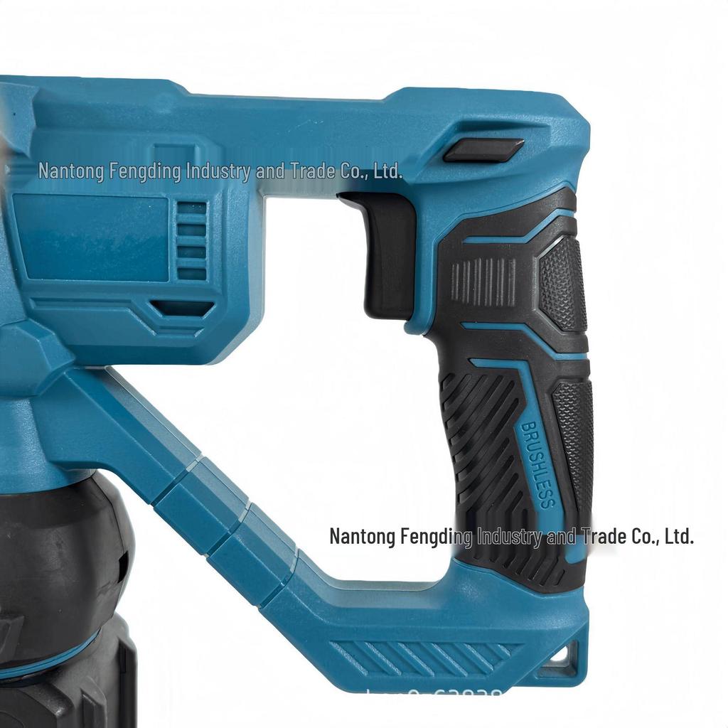 Makita-Style Handheld Brushless Concrete Vibrator | High Power, Rechargeable Industrial Mixer