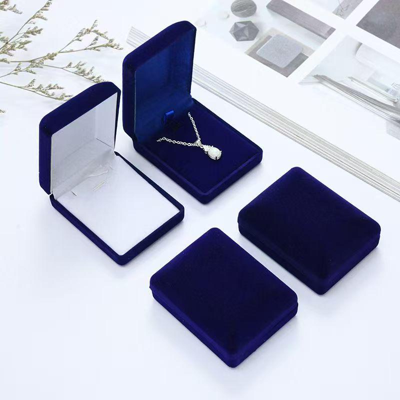 Elegant Red Velvet Jewelry Box for Wedding Necklace & Ring Display