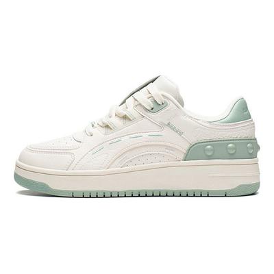 Dámska obuv – Tenisky