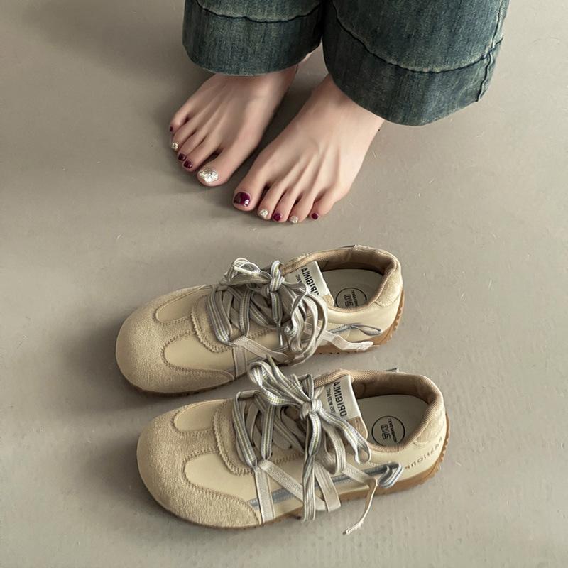 Versatile color matching comfortable pair of shoelaces sports and leisure board shoes women's summer fashion retro flat-bottomed breathable German