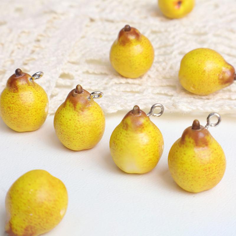 5Pcs Multicolor 3D Fruit Shaped Loose Beads for DIY Handmade Bracelet Keychain Jewelry Making Craft for Home School Use