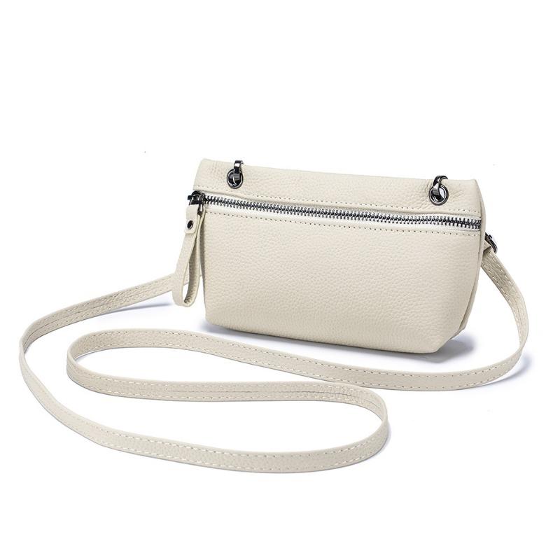 Niche Underarm Bag Female Baotou Layer Cowhide Shoulder Bag Crossbody Bag Fashion Mobile Phone Bag Commuter Bag