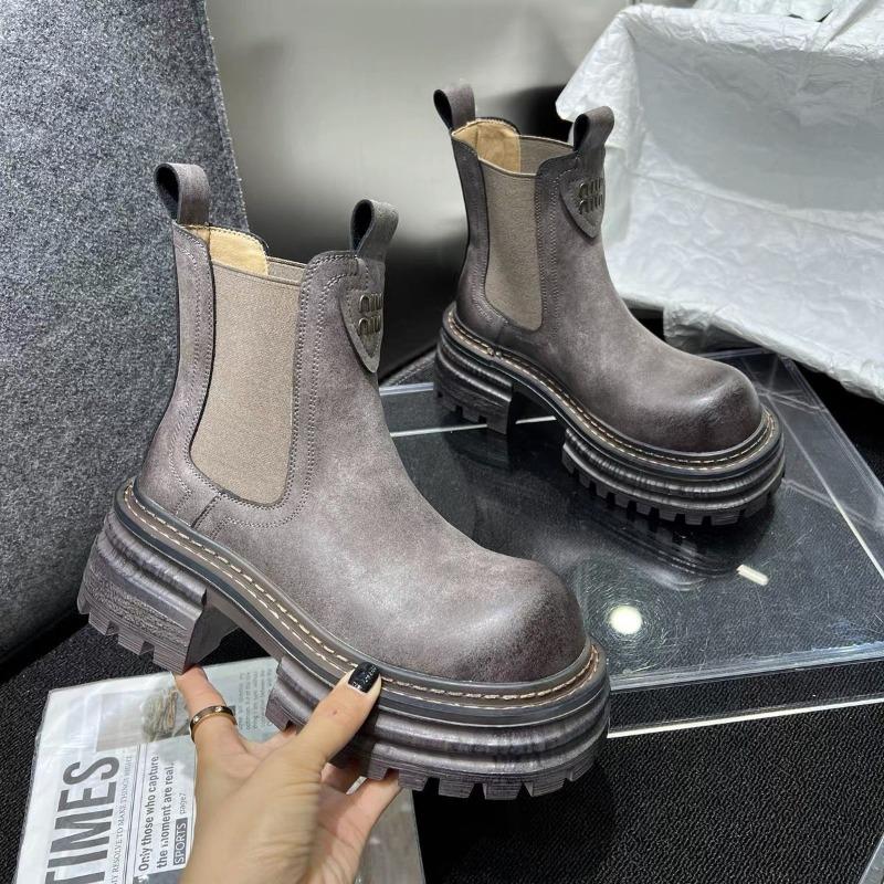 Martin Boots Women's Autumn and Winter New Thick-soled Round Head Thick Heel Versatile Polished Chelsea Boots Short Boots