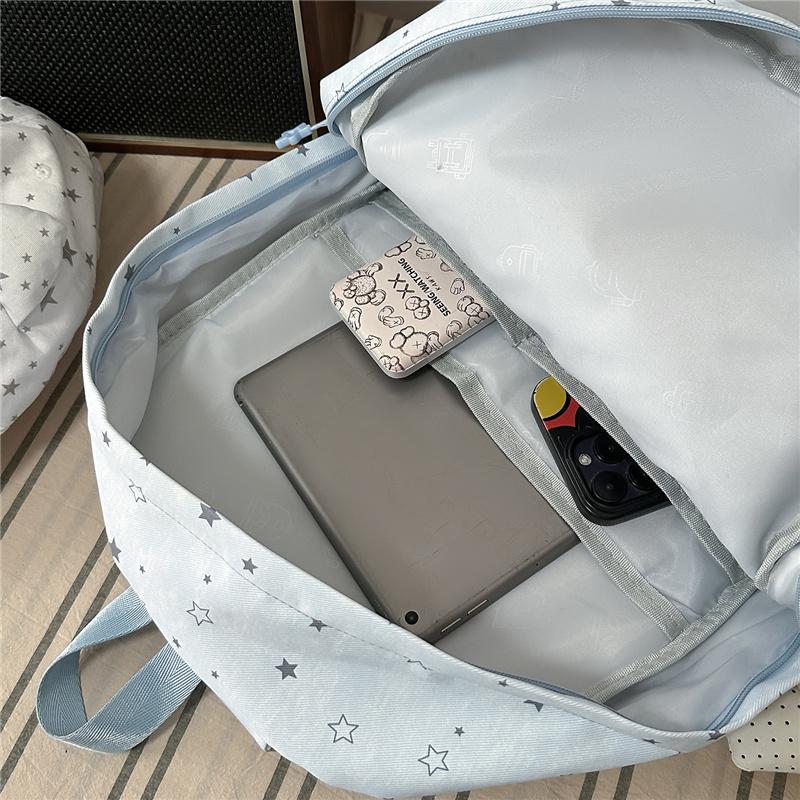 Cute Star Print Backpack for Women Lightweight Casual Daypack Travel School Bag with Multi Pockets