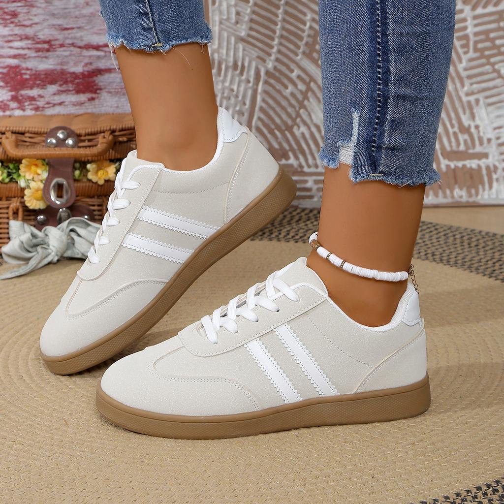 Fashion Women Sneakers 2025 New Trend Casual Flats Sneakers Female Fashion Comfort Vulcanized Platform Shoes Women Zapatos De Mujer