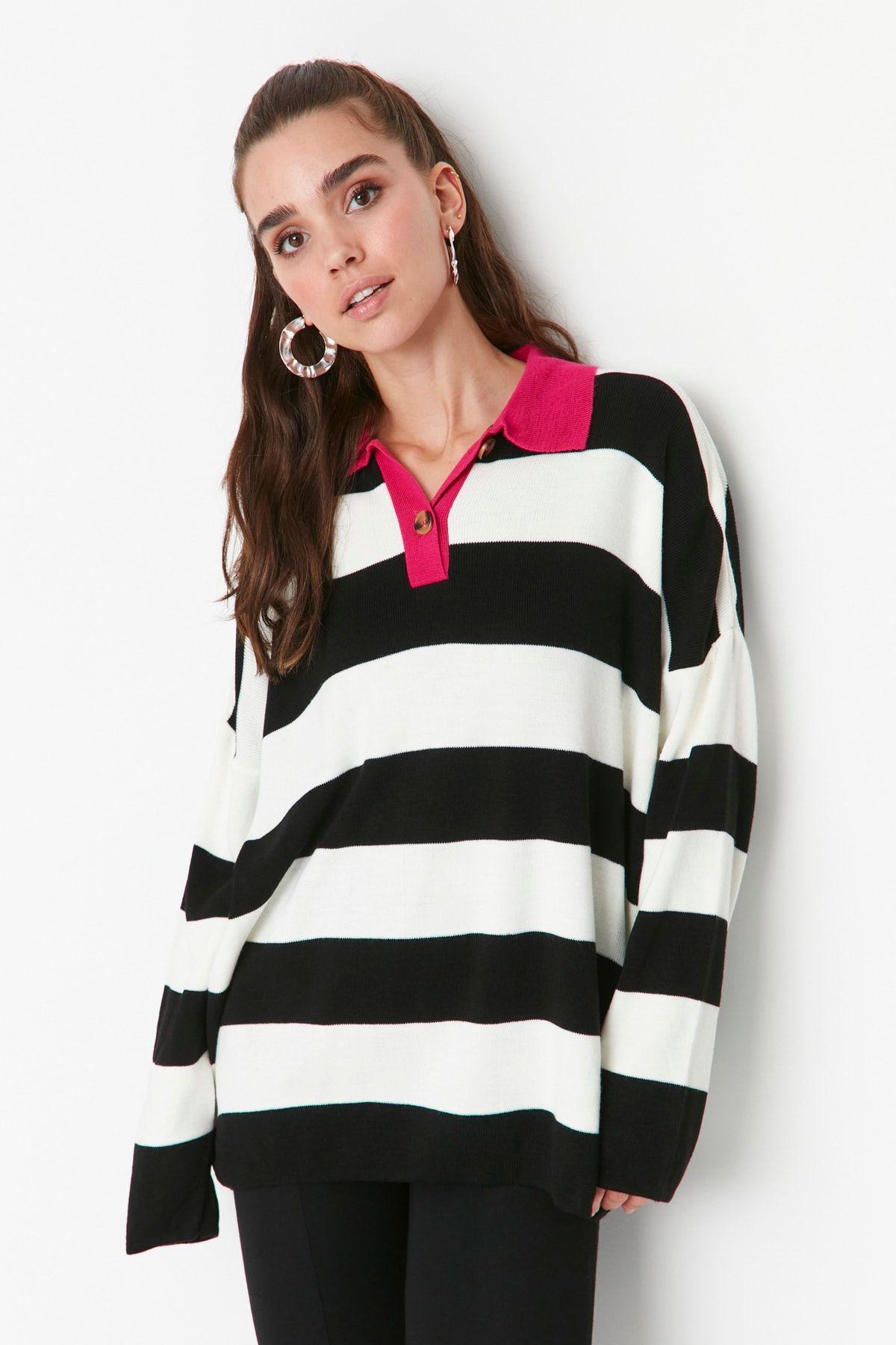 

Women s Fashionable Stylish Hijab Sweater Black Striped Polo Neck Knitwear Sweater L