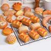 Dehnbares Quetsch-Simulations-Brot-Quetschspielzeug Toastkuchen Falsches Lebensmittelmodell Frühstücks-Quetsch-Sensorikspielzeug Weich Elastisch
