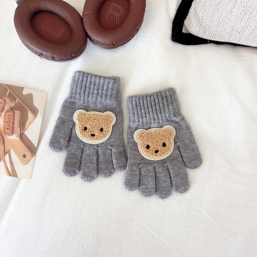 Full Finger Design Warm Gloves Knitted Material Cartoon Bear Gloves Warm Knitted Mittens For Girls