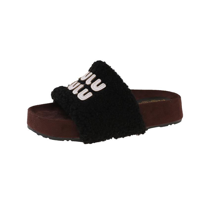 Popular lamb wool slippers women's outer wear casual thick-soled plush slippers shoes women's 2025 new cotton slippers