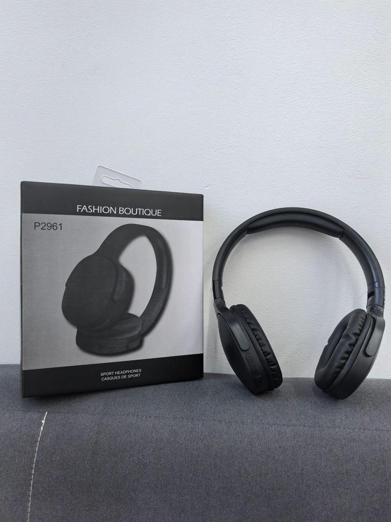 P2961 Wireless Bluetooth Headphones: Heavy Bass, Gaming & Sports, Universal Compatibility