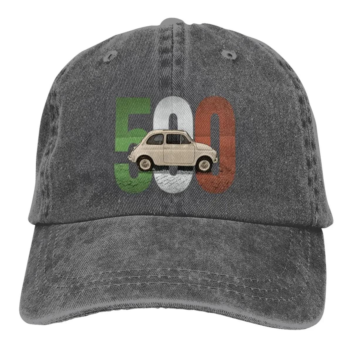 Lola CAP De Klassieke Fiat 500 Op Wit Jong Buiten Een Pet One Size