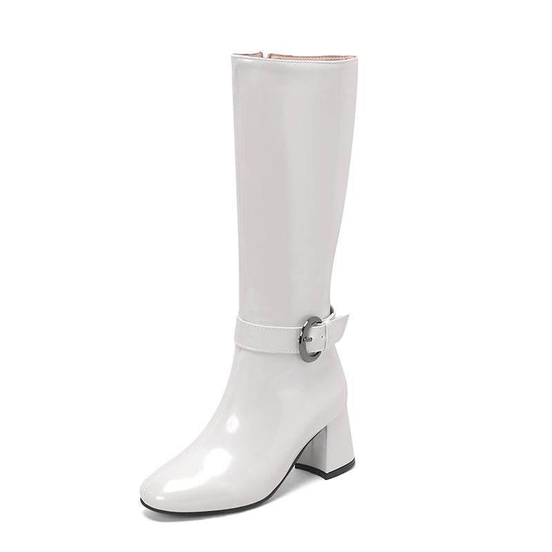 

Plus Size Circular Metal Buckle With Shiny Patent Leather Thick Heel Knee High Boots Short Plush Inner Zipper Pearl Color Boots 39 білий