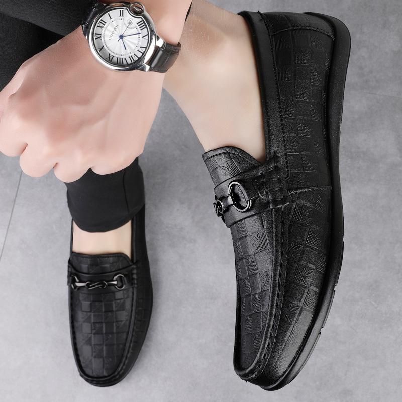 Neue Slipper Herren Echtleder Slipper Klassische Lederschuhe Weiche Sohle Bequeme Mokassins Freizeitschuhe Designer Herrenschuhe