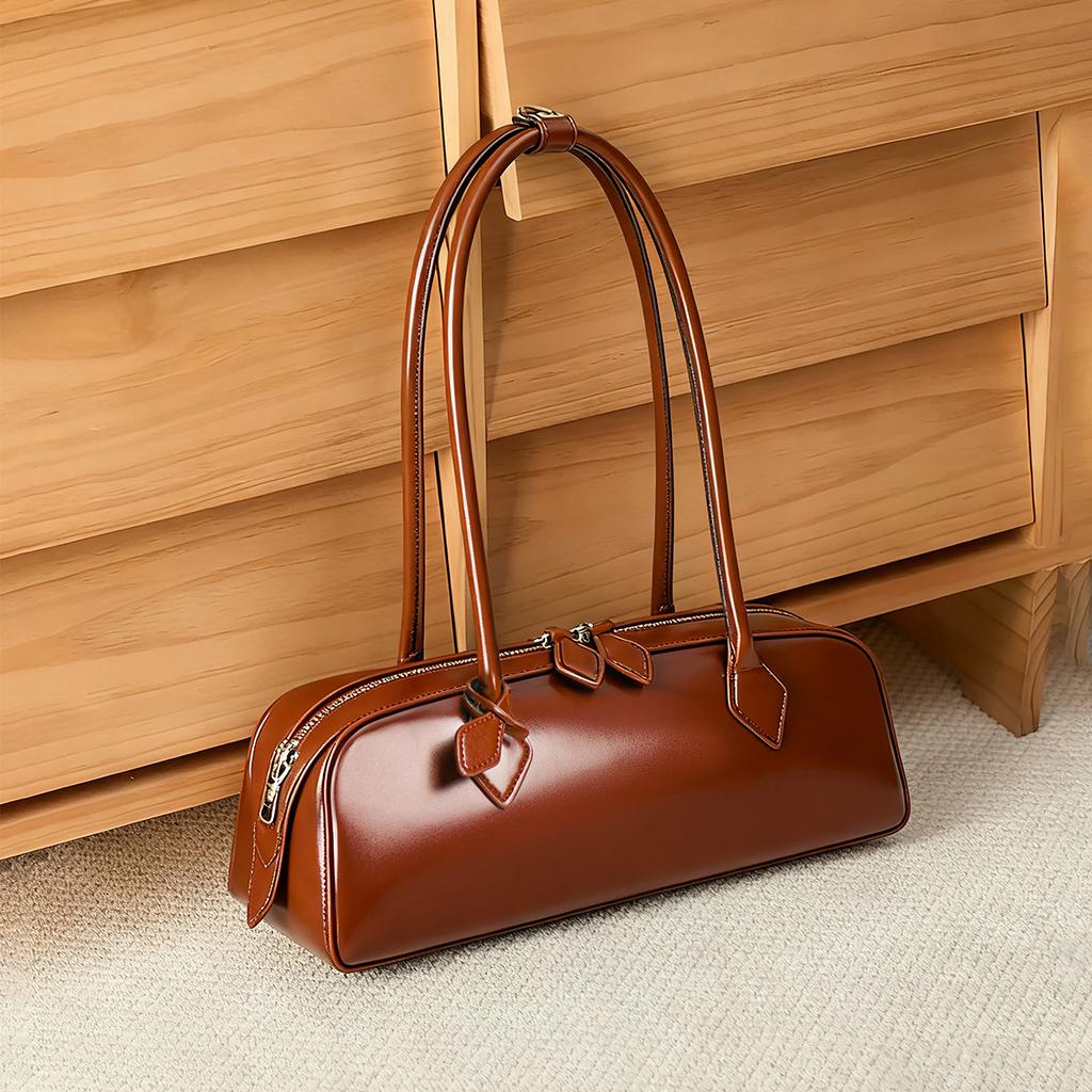 Women's 2026 New Korean Niche Design Single Shoulder Large Capacity Cowhide Underarm Bag Long Red Baguette Bag Women