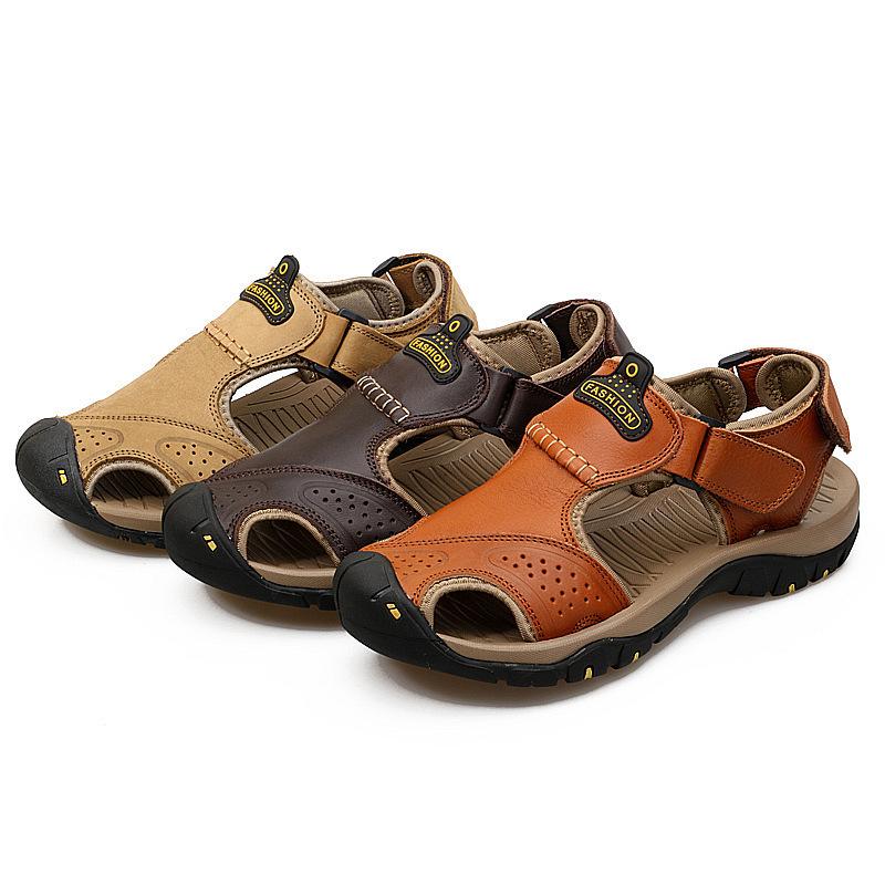 Spot summer men's shoes sandals beach shoes foot cover leather cowhide surface large size outdoor leisure anti-collision bag head
