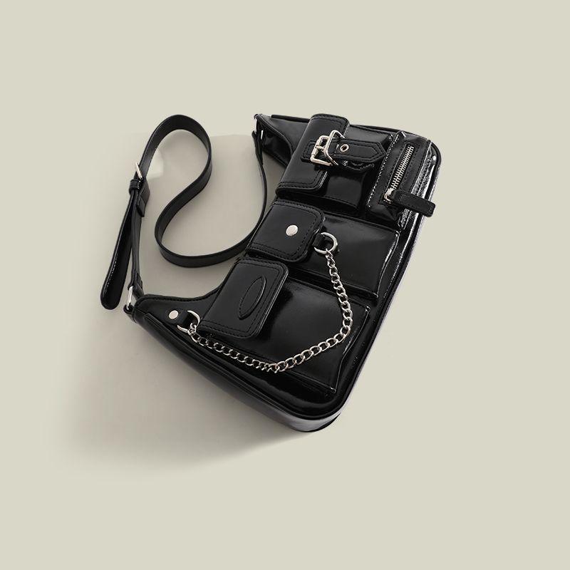 2023 Women's Chic Influencer Underarm Bag: Stylish Spicy Girl Crossbody & Shoulder Niche Motorcycle Bag