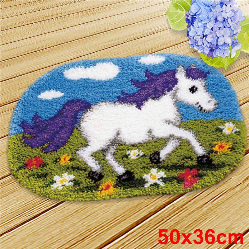 Cartoon Animal Latch Hook Pillow Smyrna Package Hooks Hand Knitted Embroidered Pillow Carpet Embroidery Set Latch Hook Rug Kits